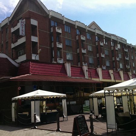 Petrosani Camere De Inchiriat - Hotel Petroshani Srl Exterior photo